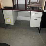 34000 Series Metal Desk (Mahogany Top/Putty Base)